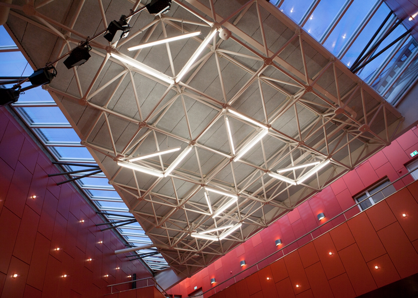 211380renovatietrigon_photo01 Croonen architecten